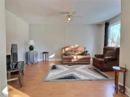 402 Richhill Avenue E, Elkhorn, MB R0M0N0 Photo 18