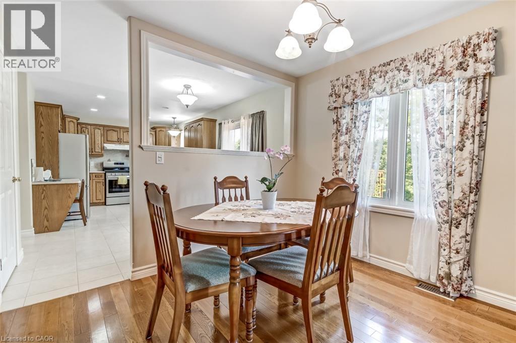 447 QUEEN Street S - 9