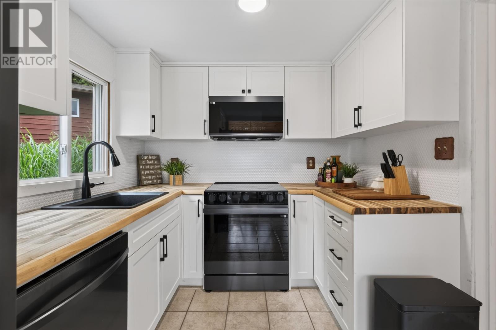 133 Cressey RD - Image 25