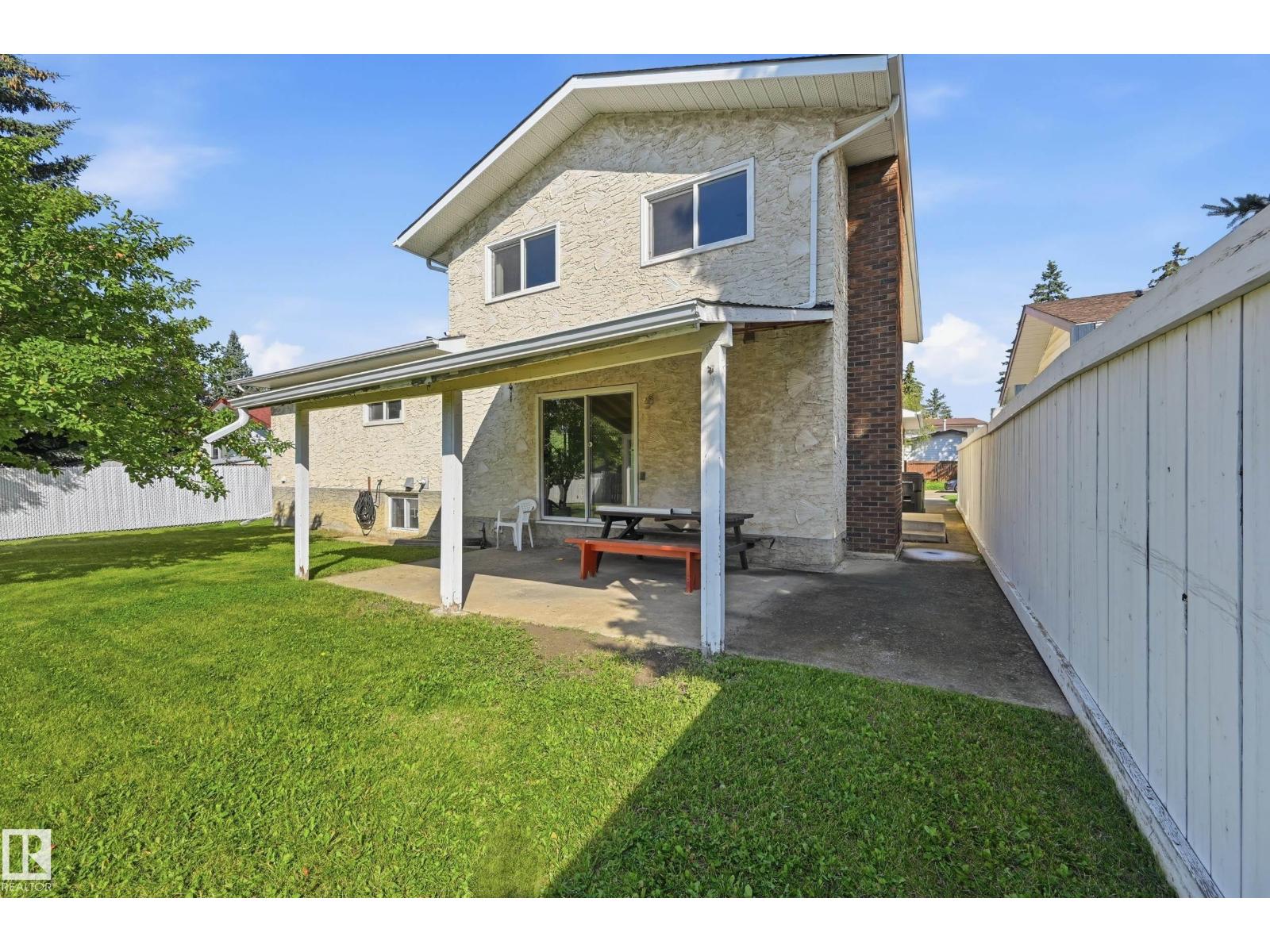 8119 24 AV NW - Image 29