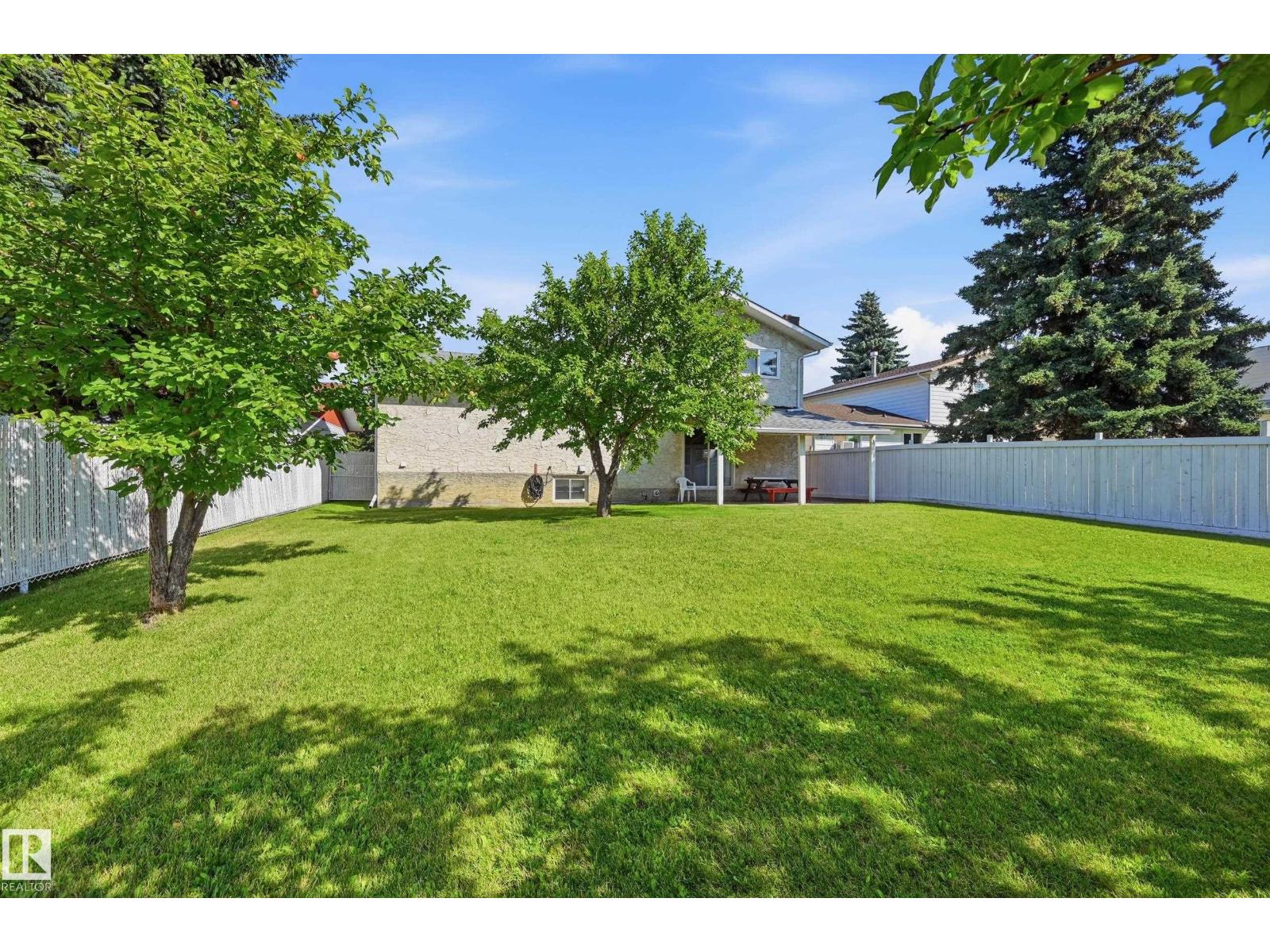 8119 24 AV NW - Image 26
