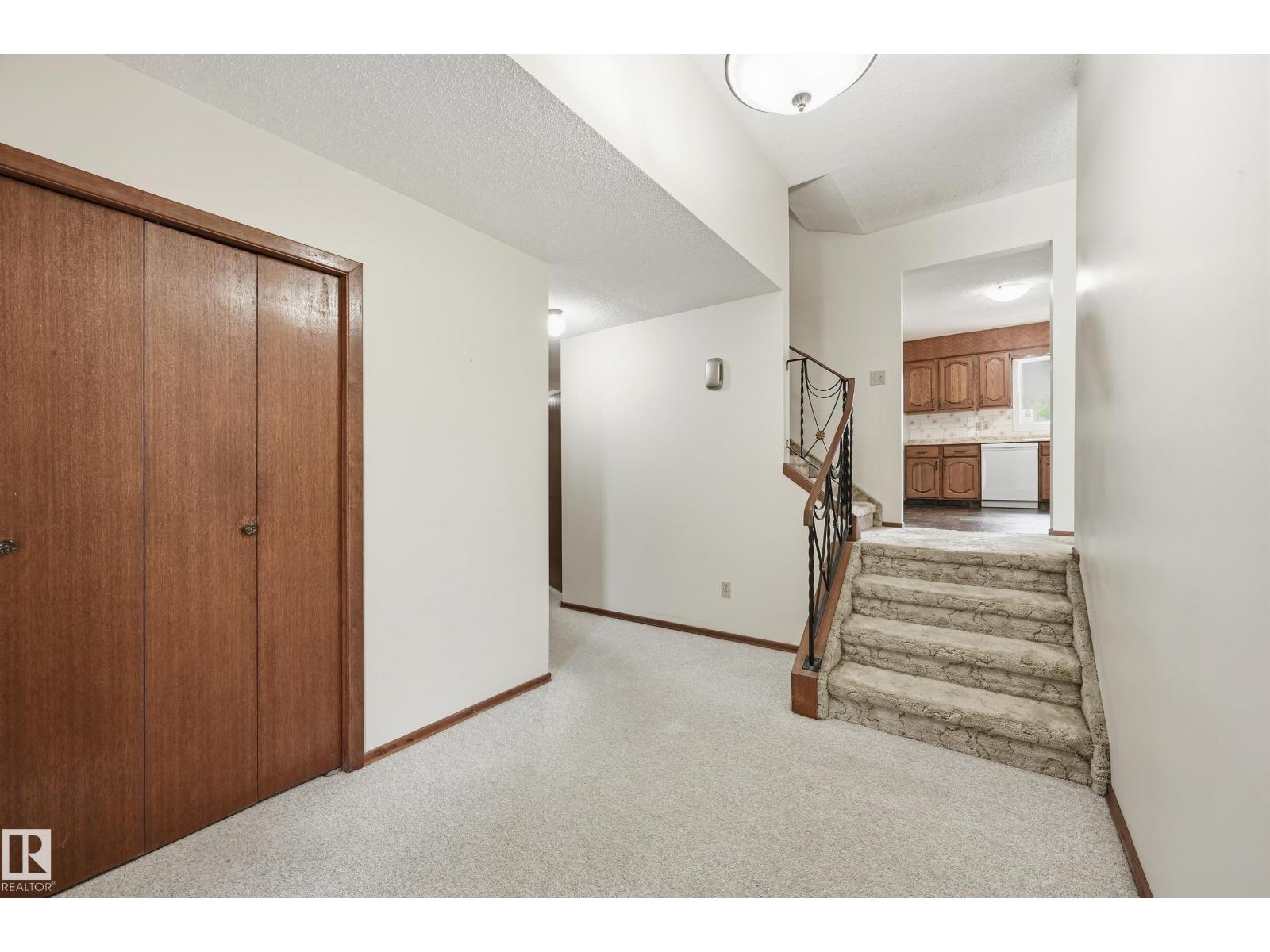 8119 24 AV NW - Image 10