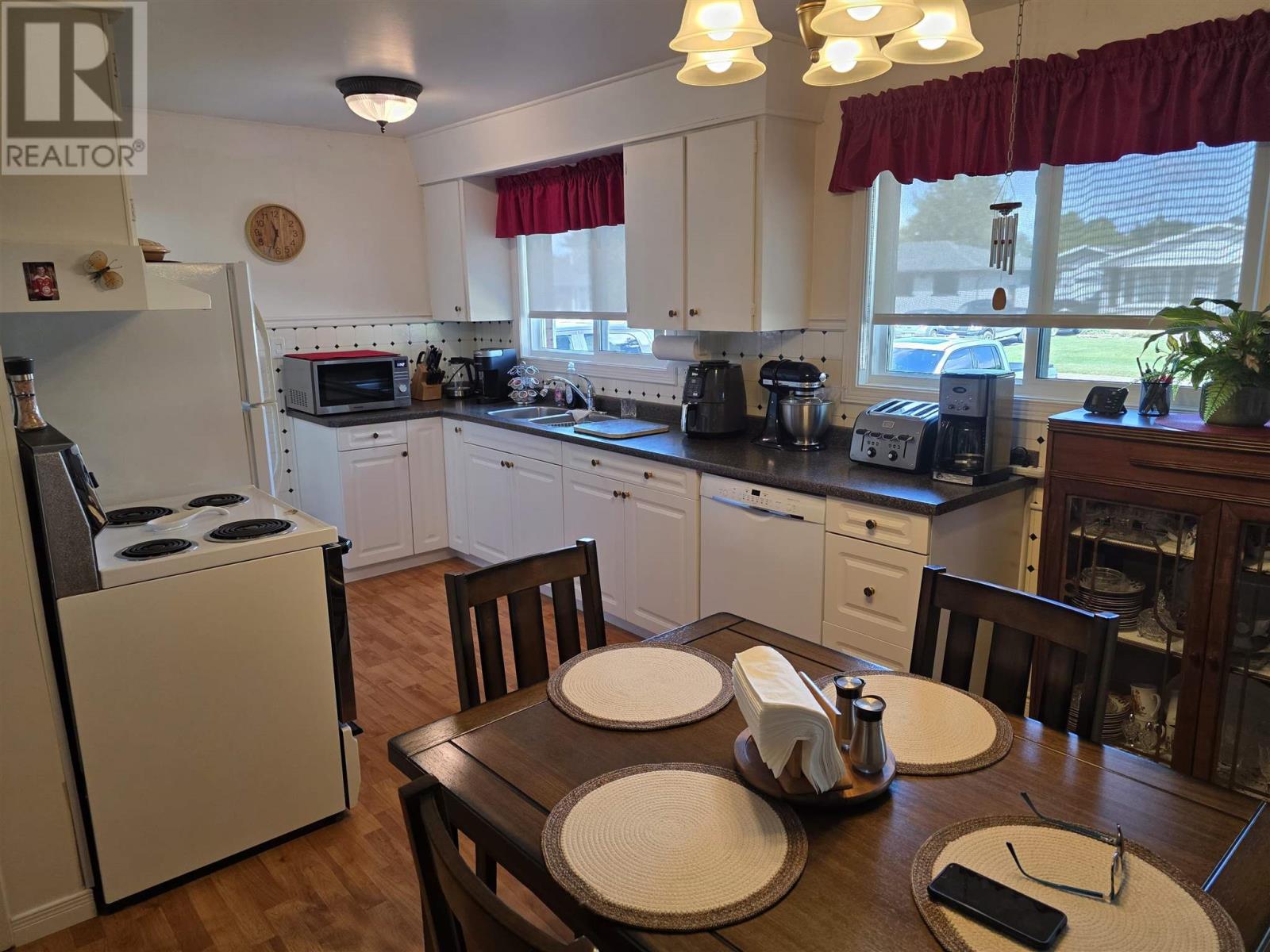 20 St. Michaels SQ - Image 14