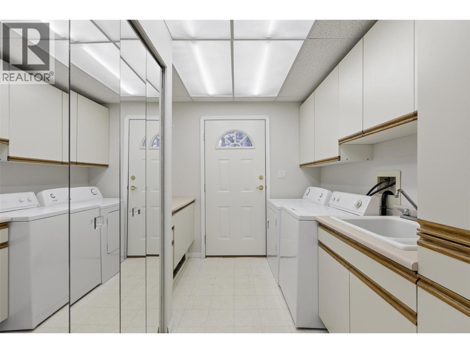 9067 Planet Mine Road - Image 22
