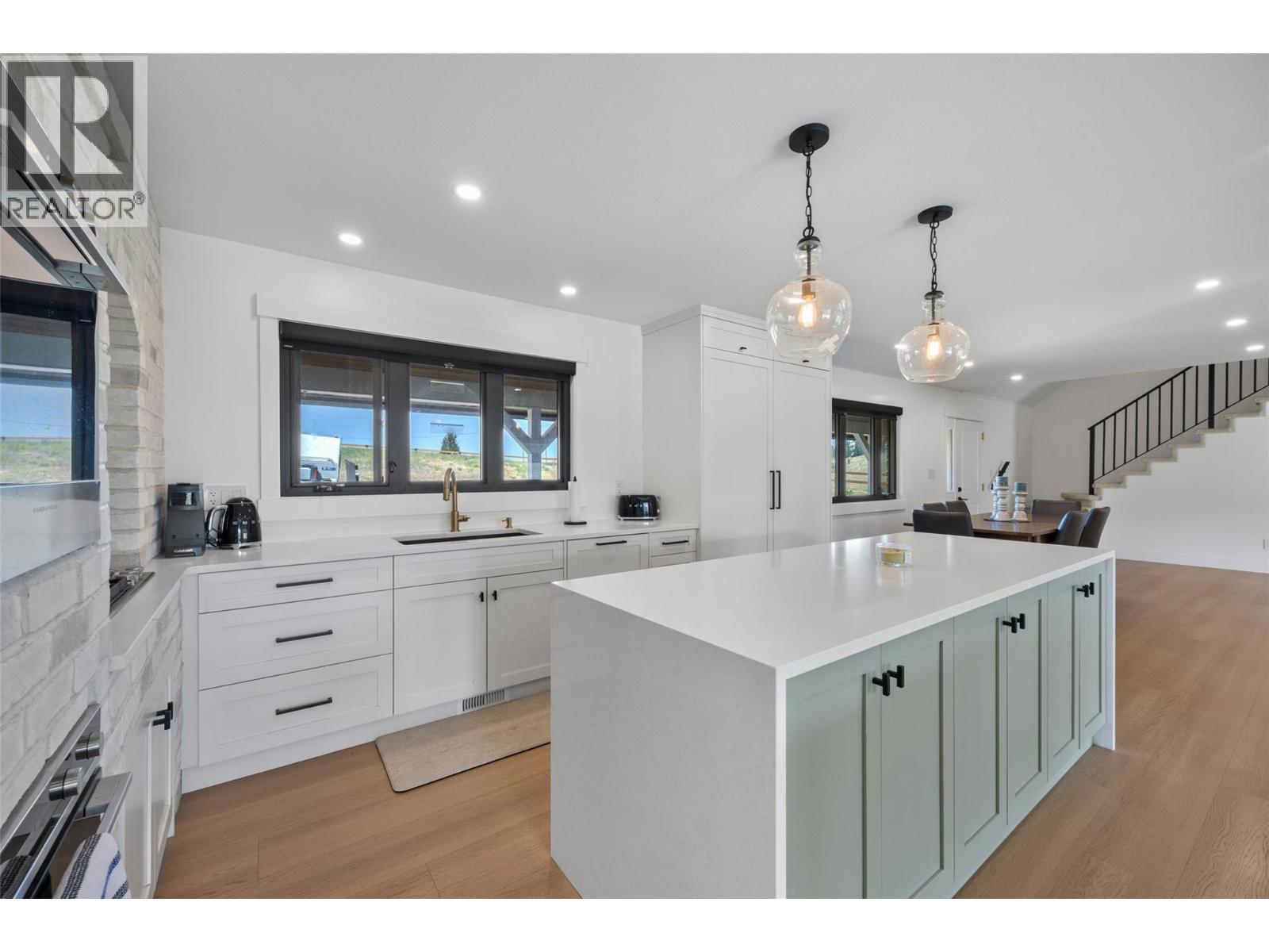 272 Goose Lake Road - Image 6