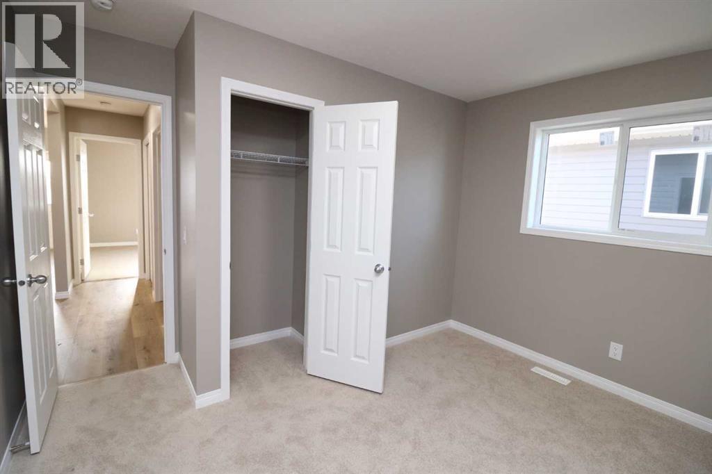 447 Henricks Drive - 16