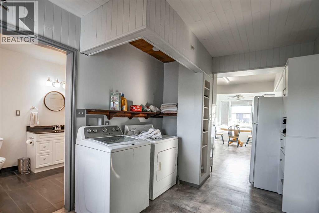 9702 100 Ave - Image 3