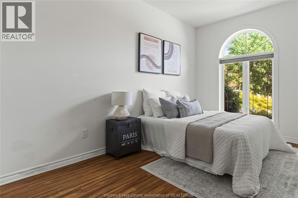 1519 Aspenshore AVENUE - Image 16