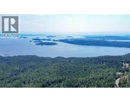 109 Skywater View, Salt Spring, BC V8K2W9 Photo 6