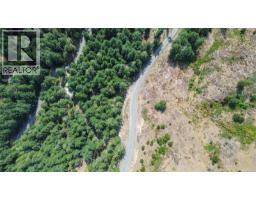 109 Skywater View, Salt Spring, BC V8K2W9 Photo 7