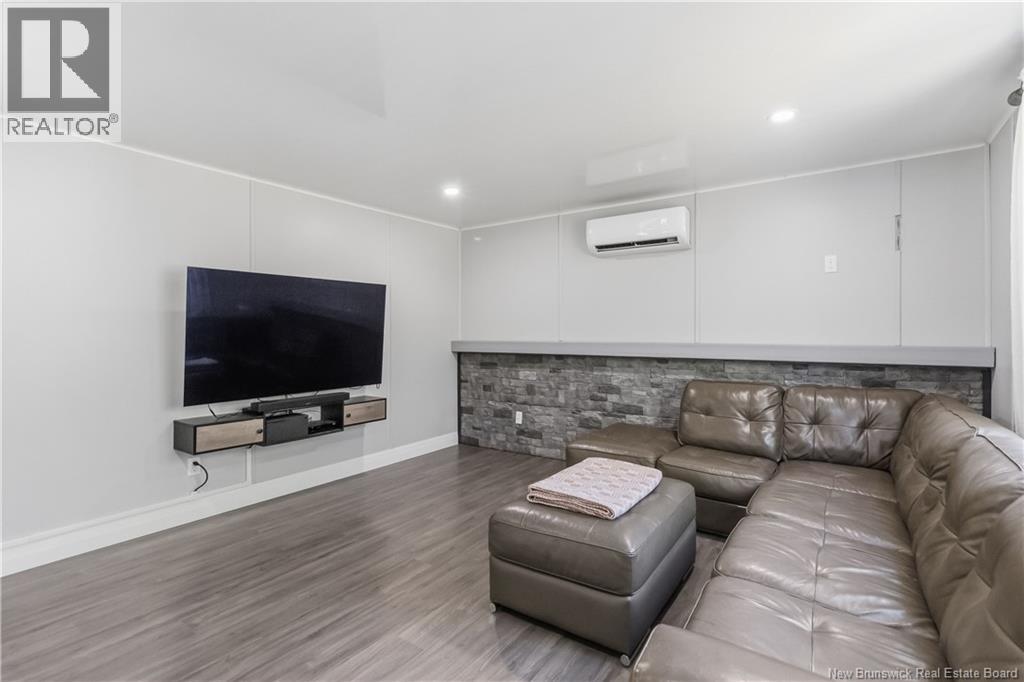 10 Black Spruce Street - Image 5