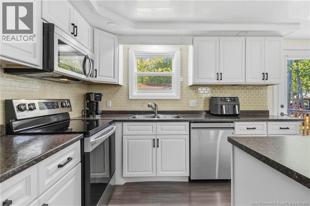 10 Black Spruce Street - Image 13