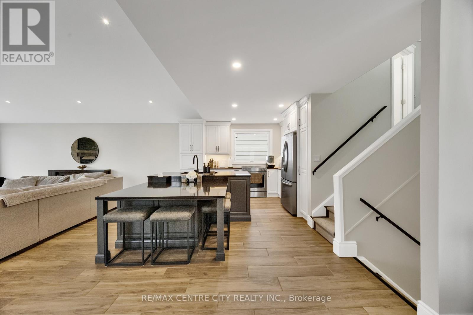 174 RIDGE STREET - Image 20