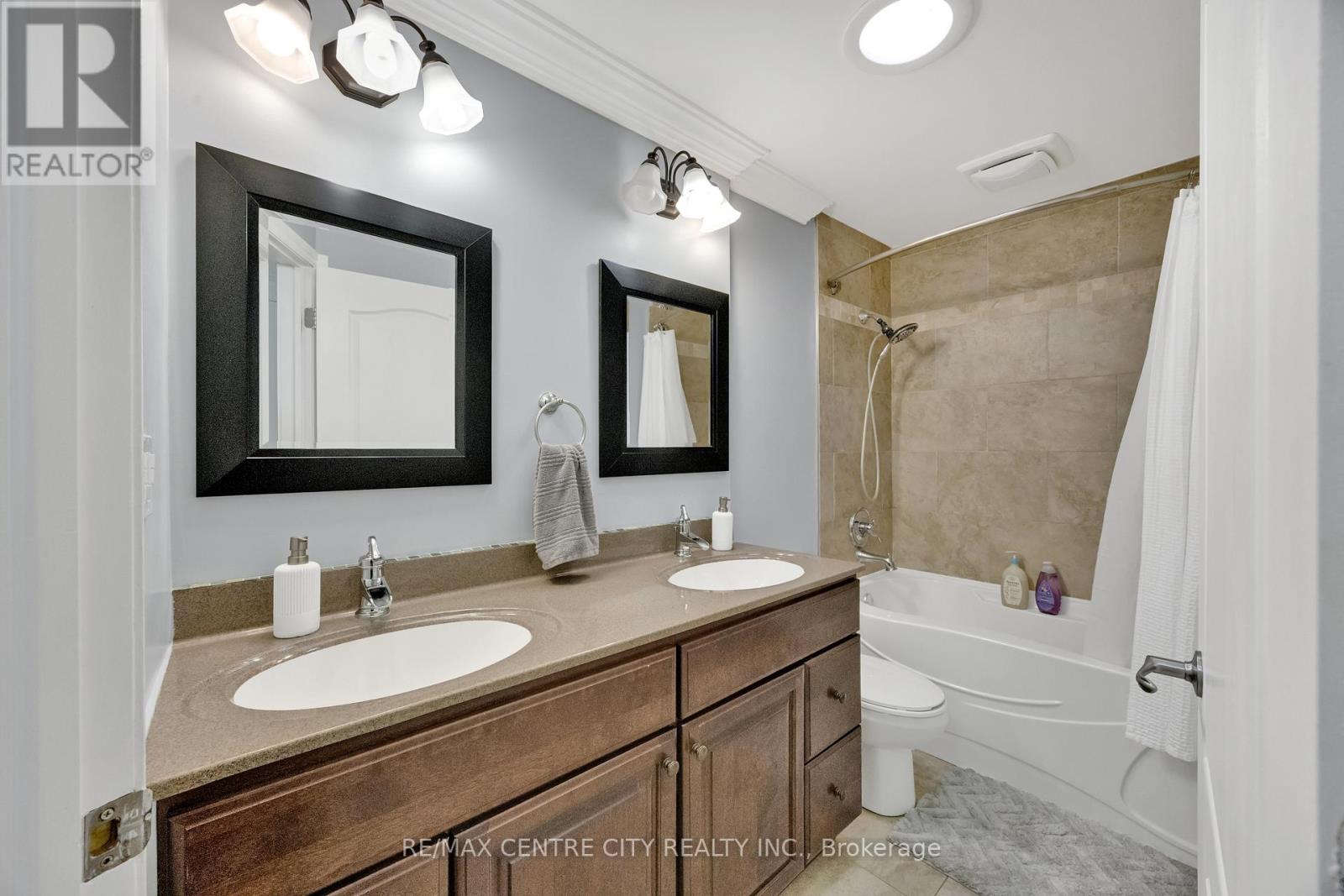 174 RIDGE STREET - Image 27