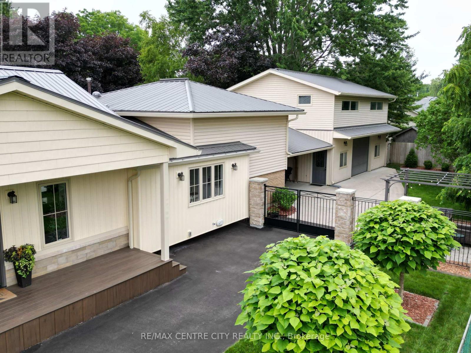 174 RIDGE STREET - Image 4
