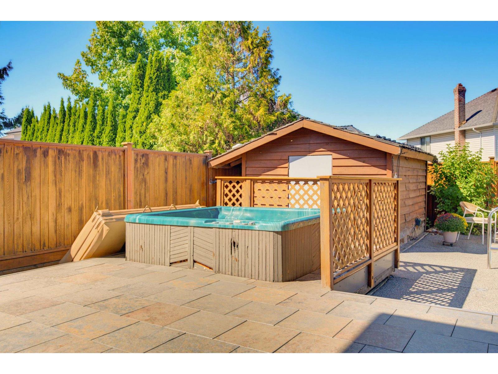 16529 85 AVENUE, Surrey