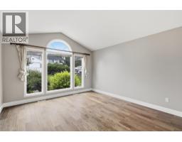 Living room - 1954 Stirling Drive, Kamloops, BC V1S1P9 Photo 6