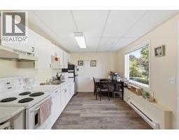1954 Stirling Drive, Kamloops, BC V1S1P9 Photo 46
