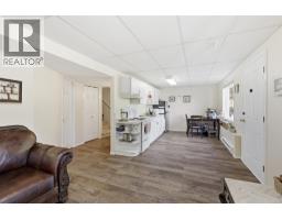 1954 Stirling Drive, Kamloops, BC V1S1P9 Photo 45