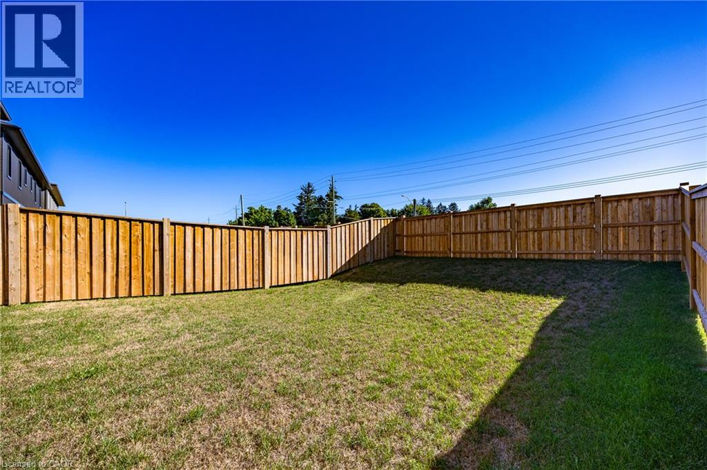 115 AMBER Street - 6