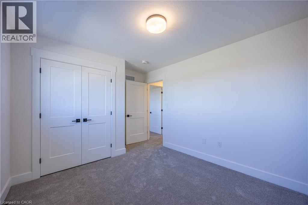115 AMBER Street - Image 25