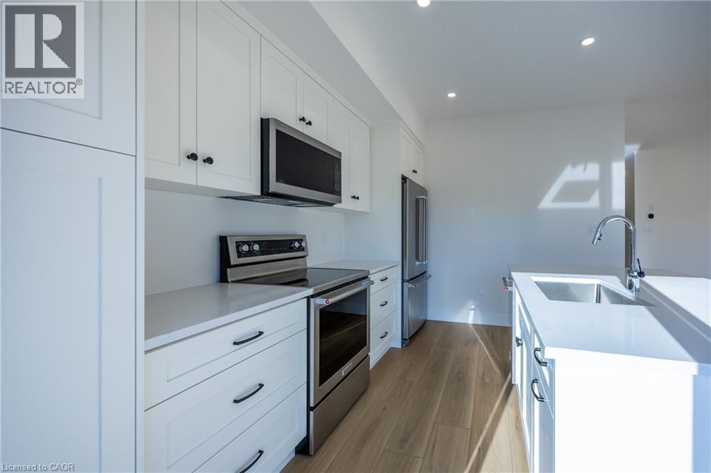 107 AMBER Street - Image 8