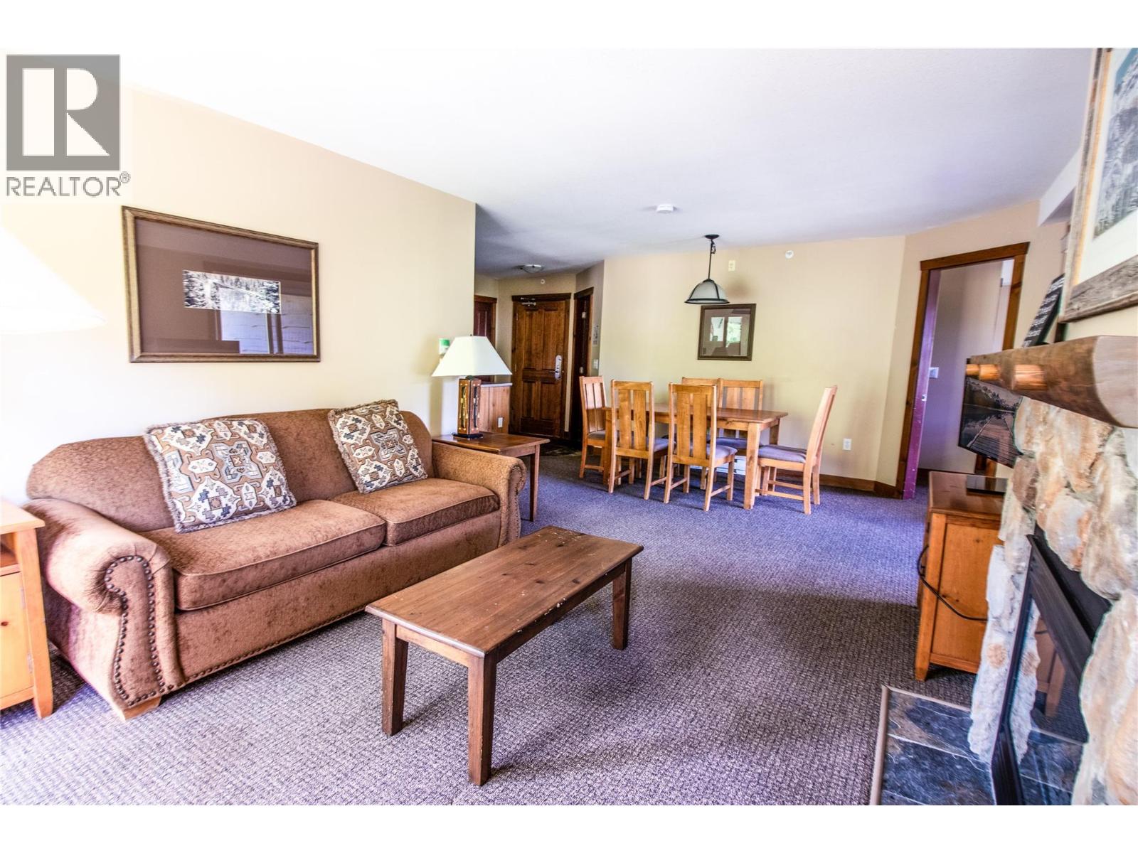 #417 2090 Summit Drive - Image 4