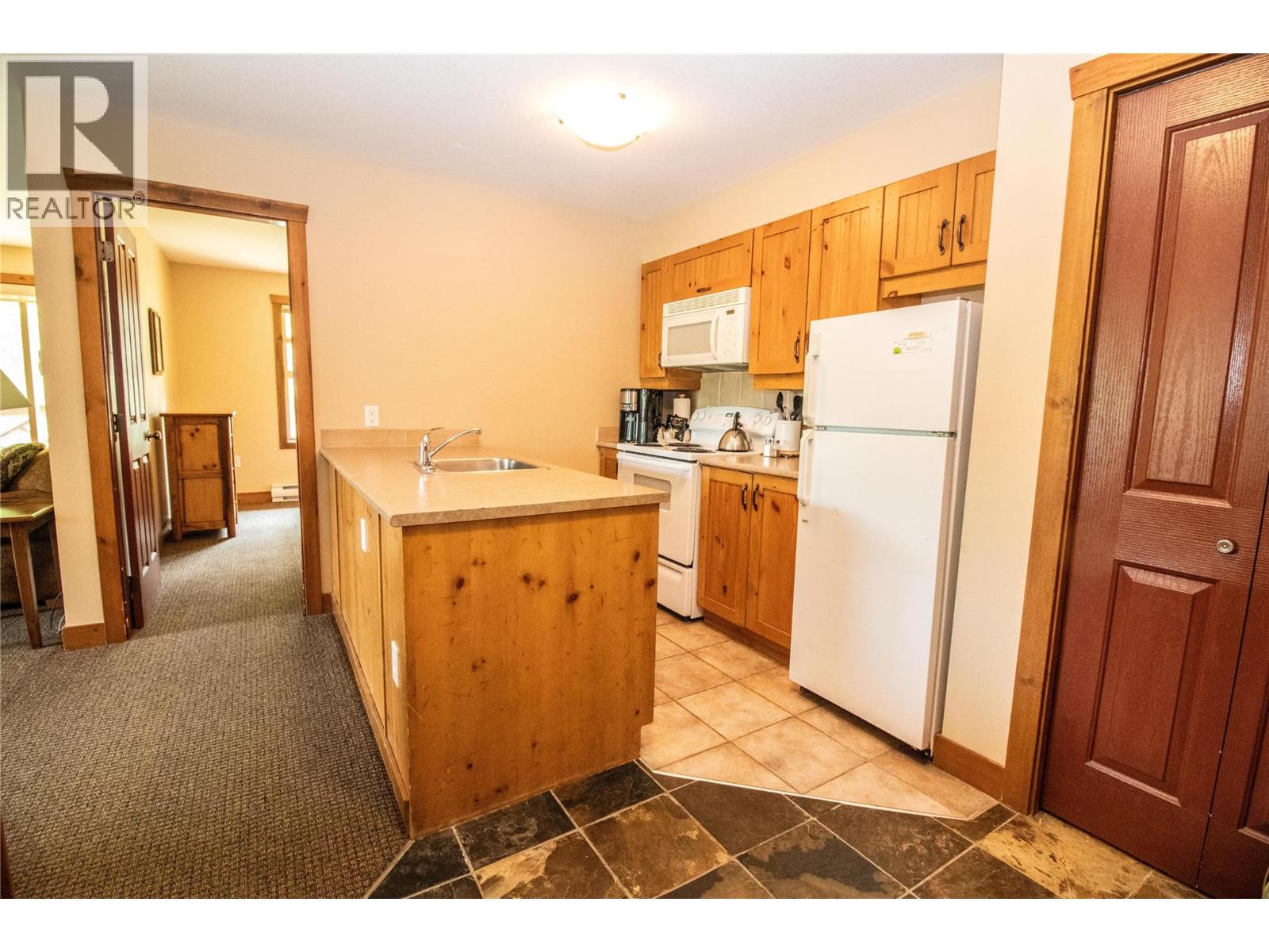 #417 2090 Summit Drive - Image 12