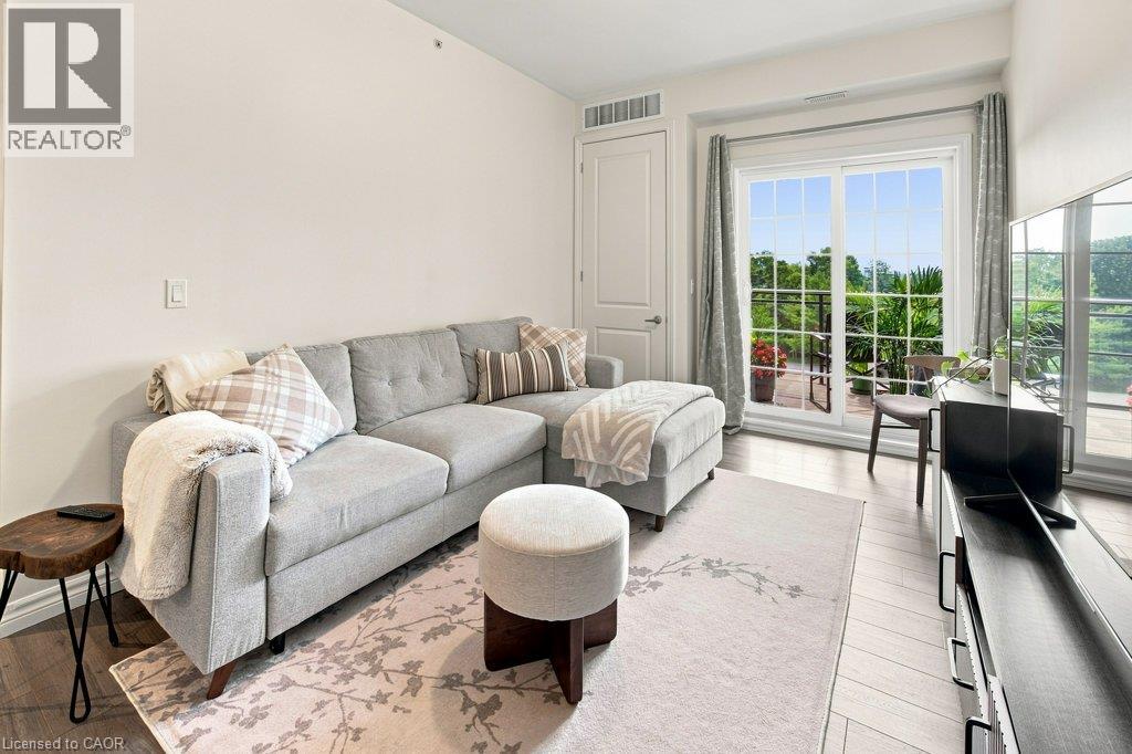 1077 GORDON Street Unit# 423 — photo 3