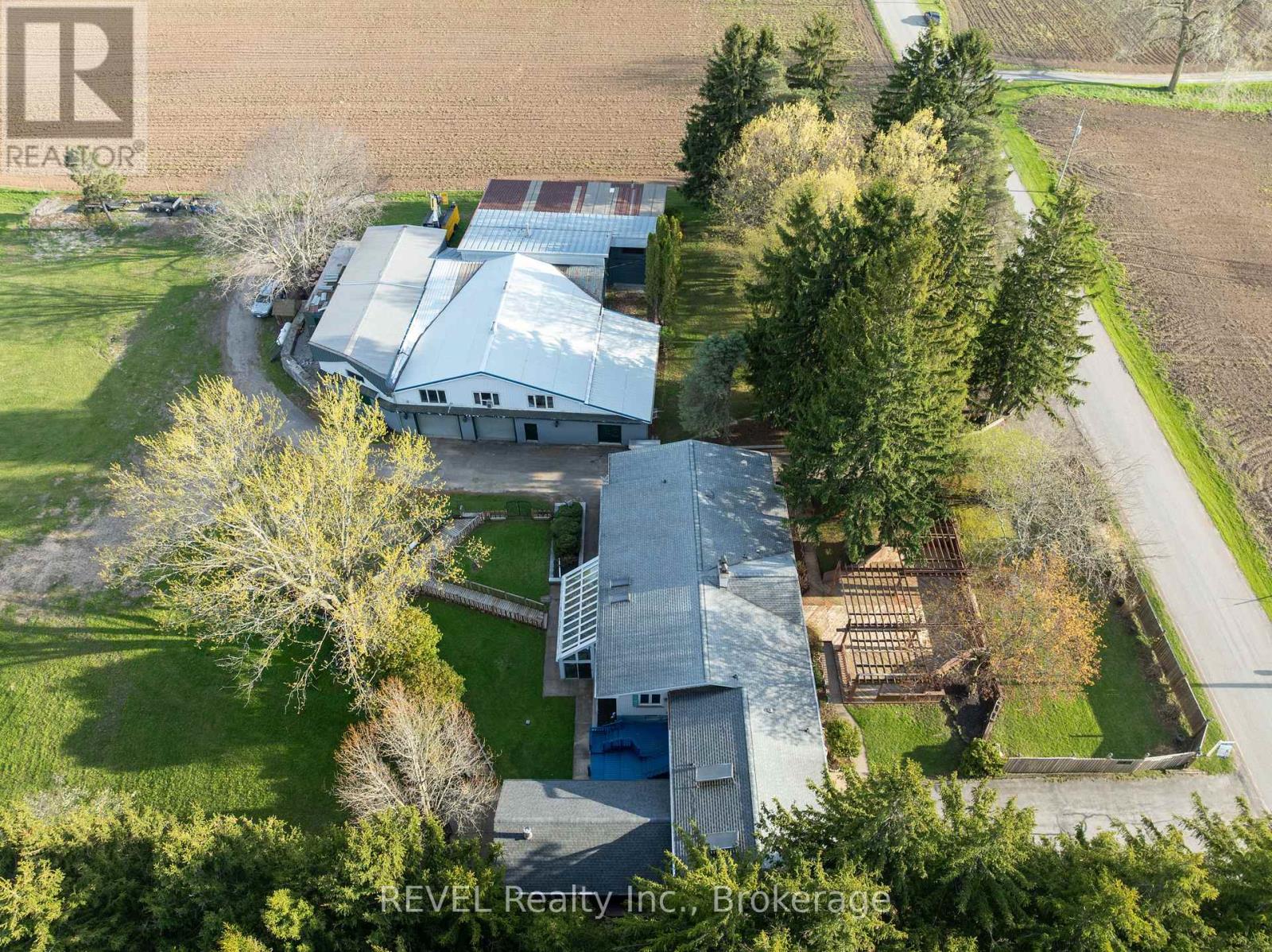 2010 HANSLER STREET - 8