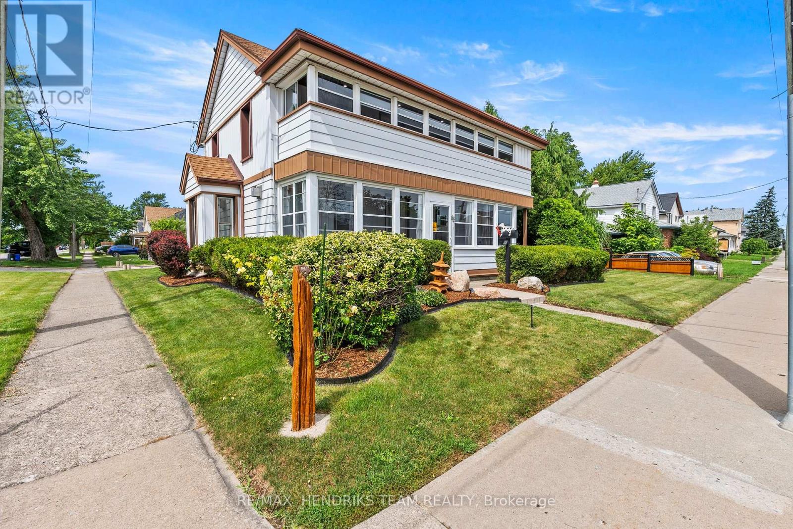 85 PINE STREET S - 35