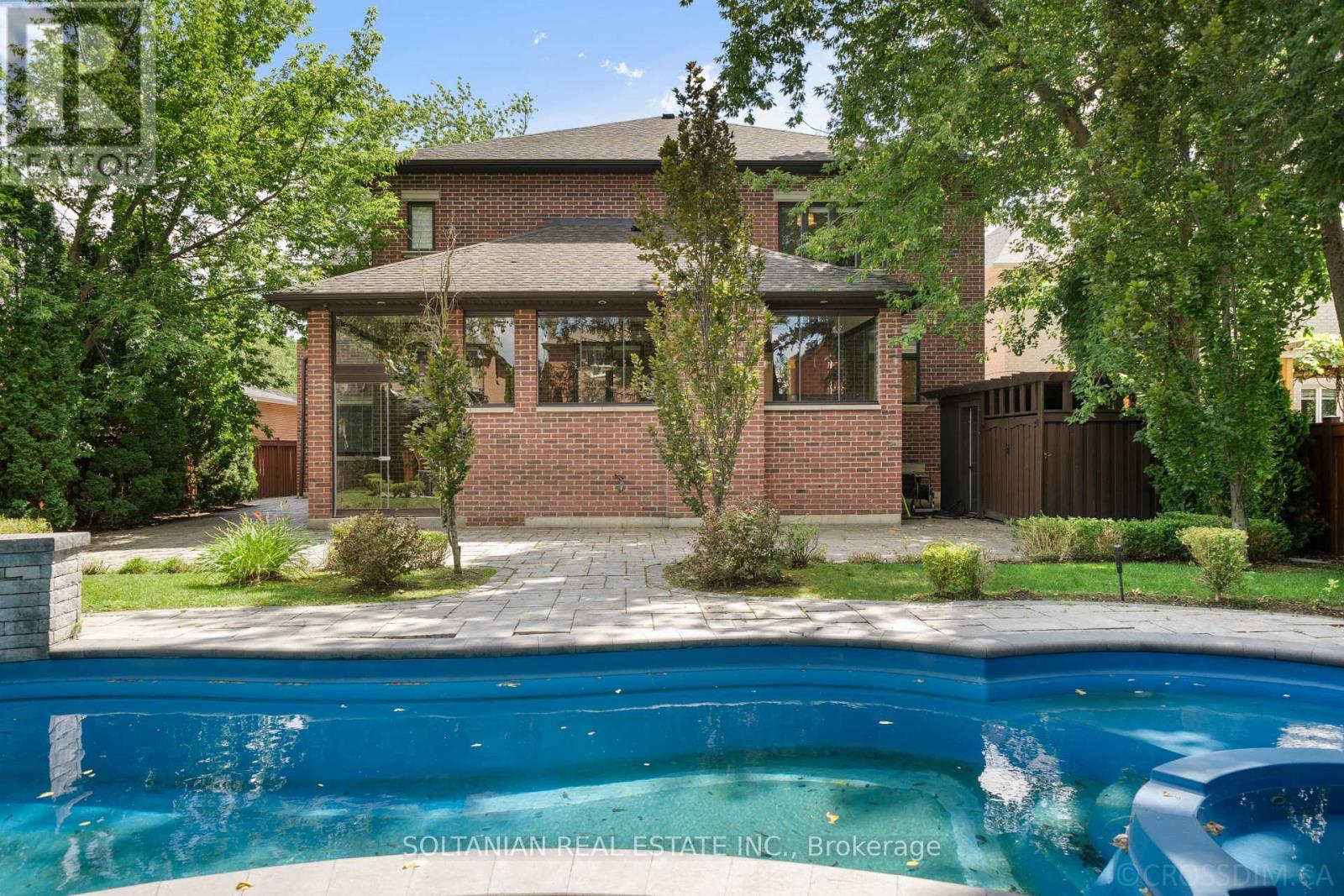 74 YONGEHURST ROAD - Image 33