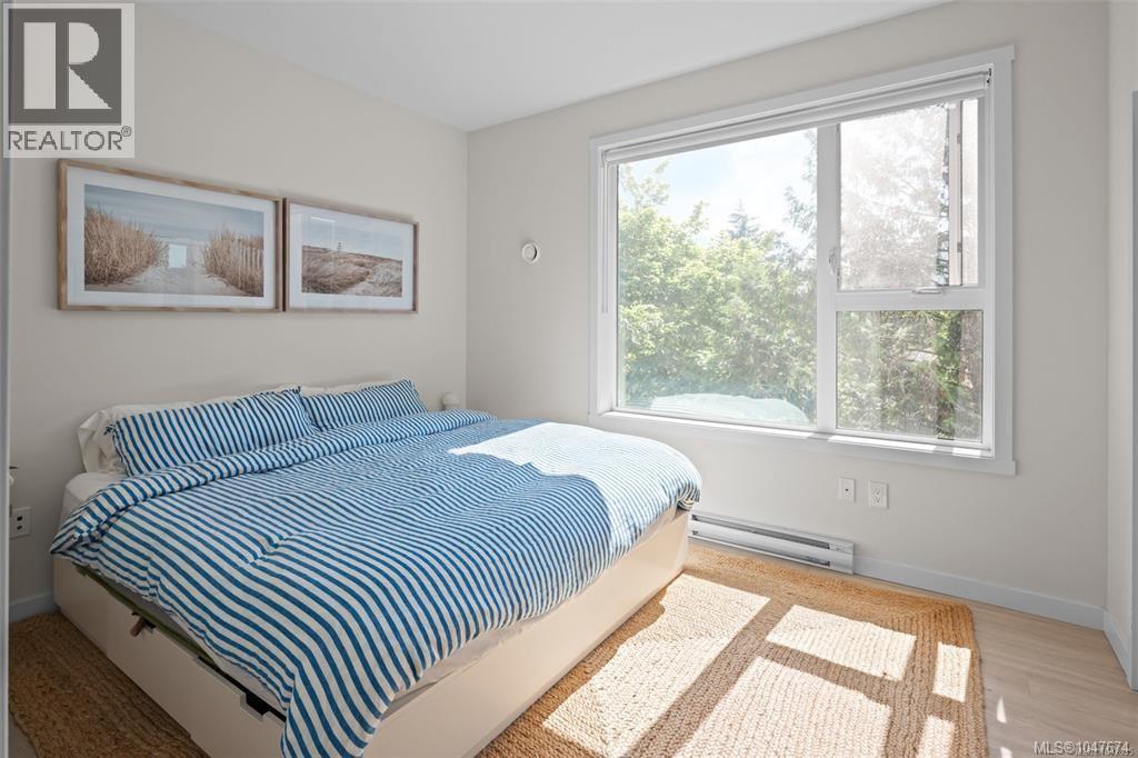 #301 842 Orono Ave - Image 12