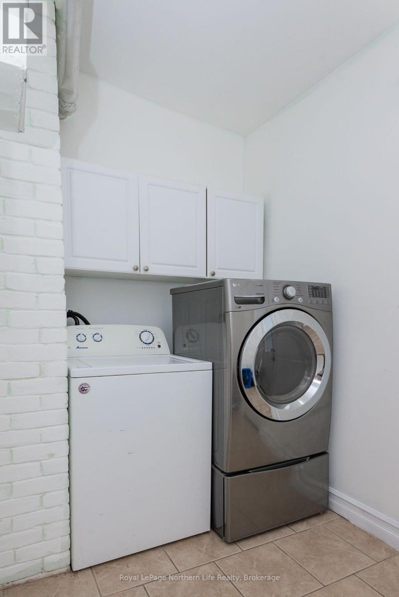583 WYLD STREET - Image 15