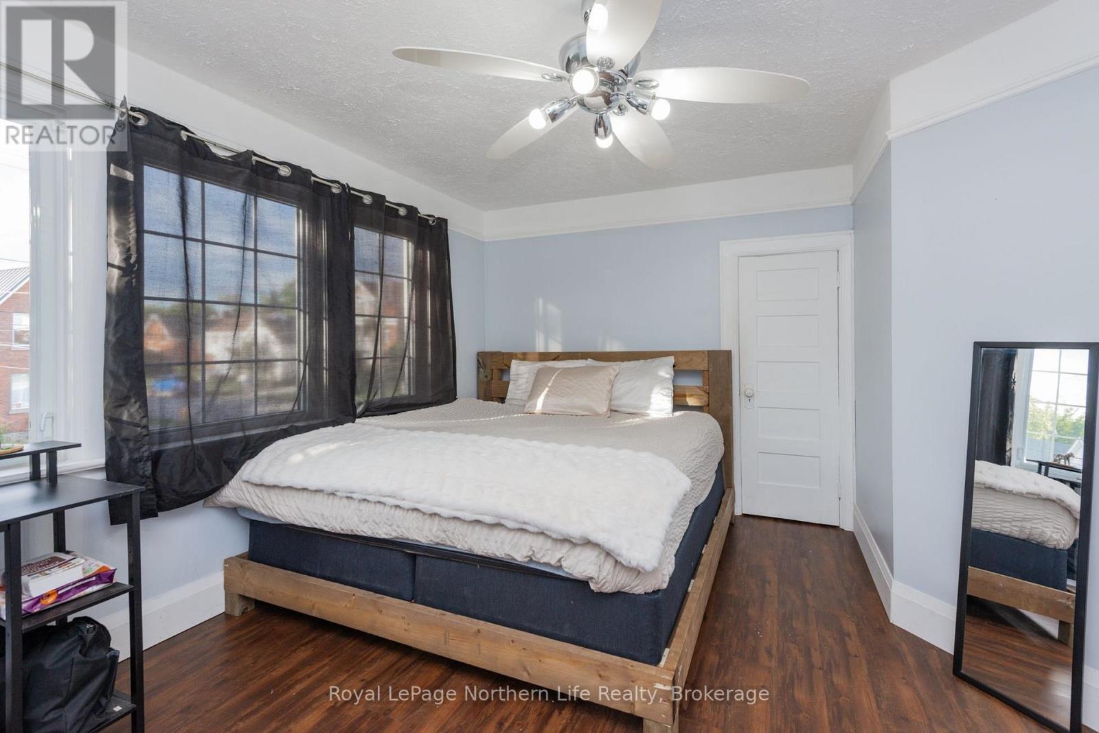 583 WYLD STREET - Image 17