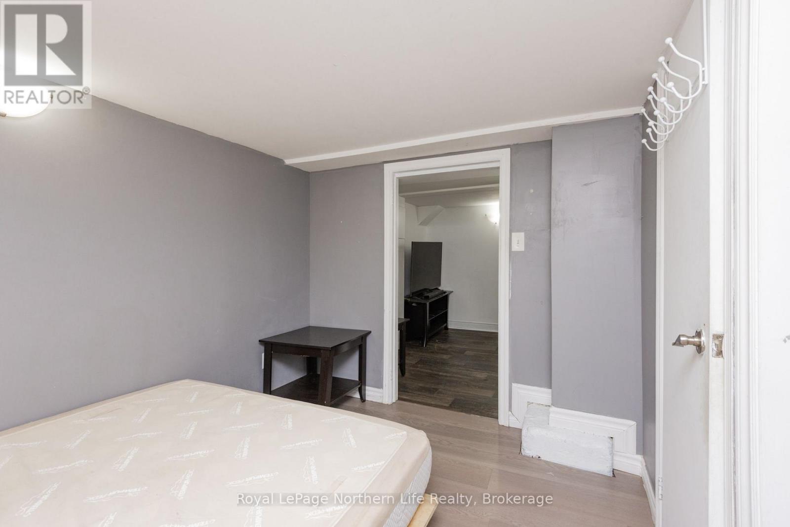 583 WYLD STREET - Image 29