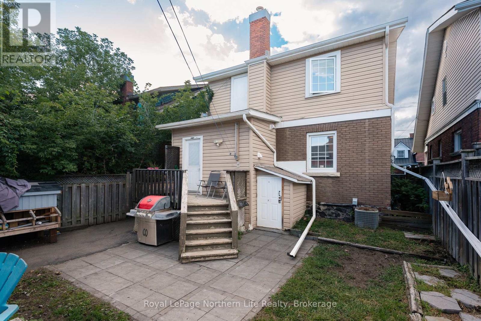583 WYLD STREET - 32