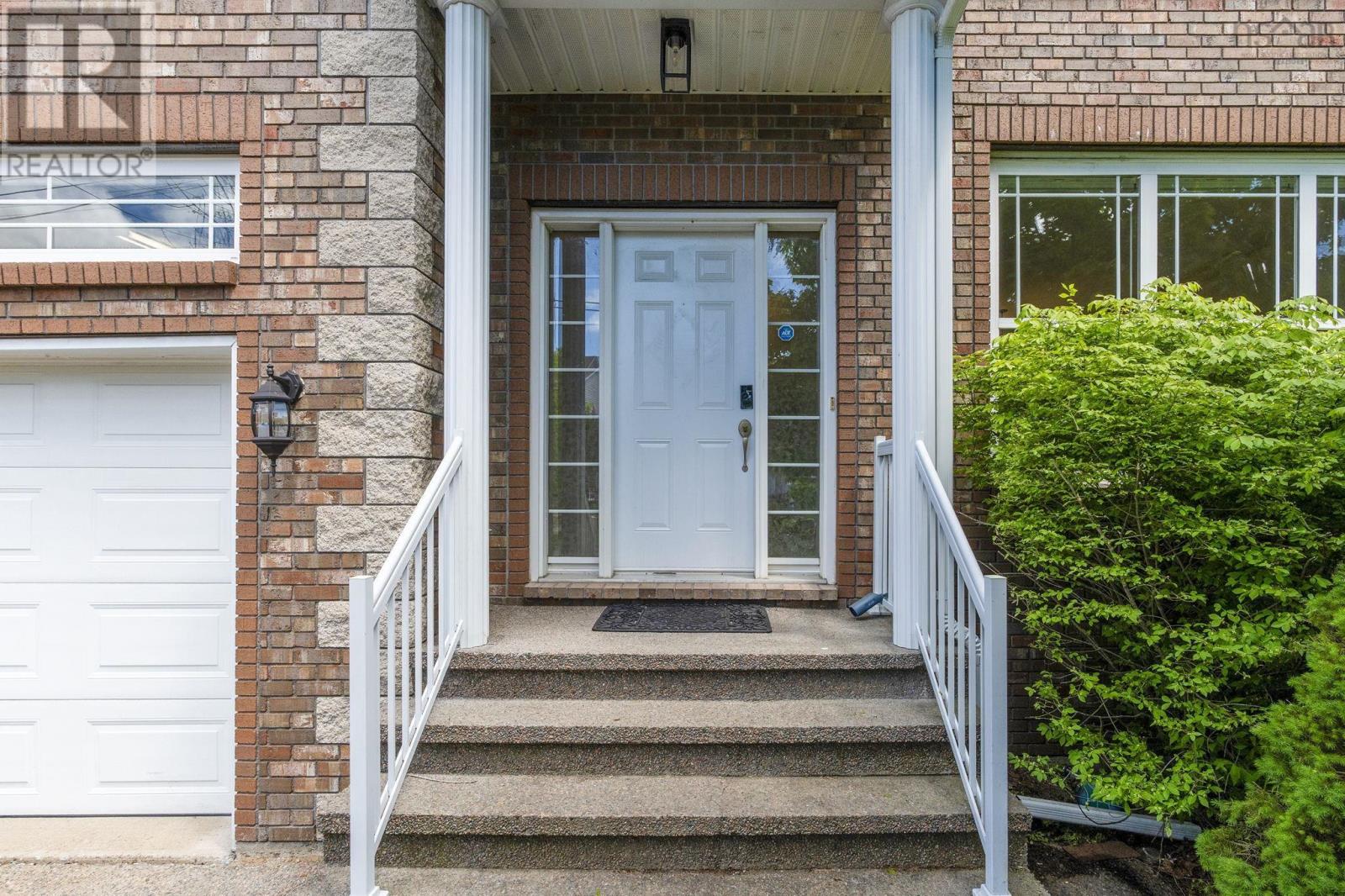 15 Kingsbury Way - 2