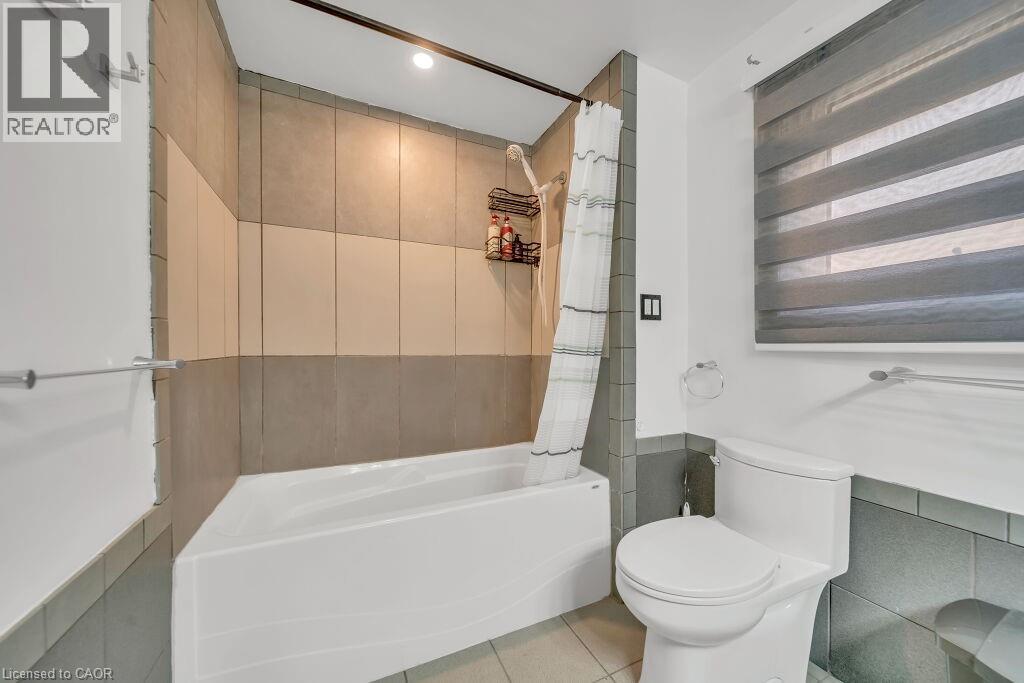 267 ERB Street E - Image 12