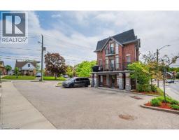 489 East Avenue Unit# A, Kitchener, ON N2H1Z7 Photo 11