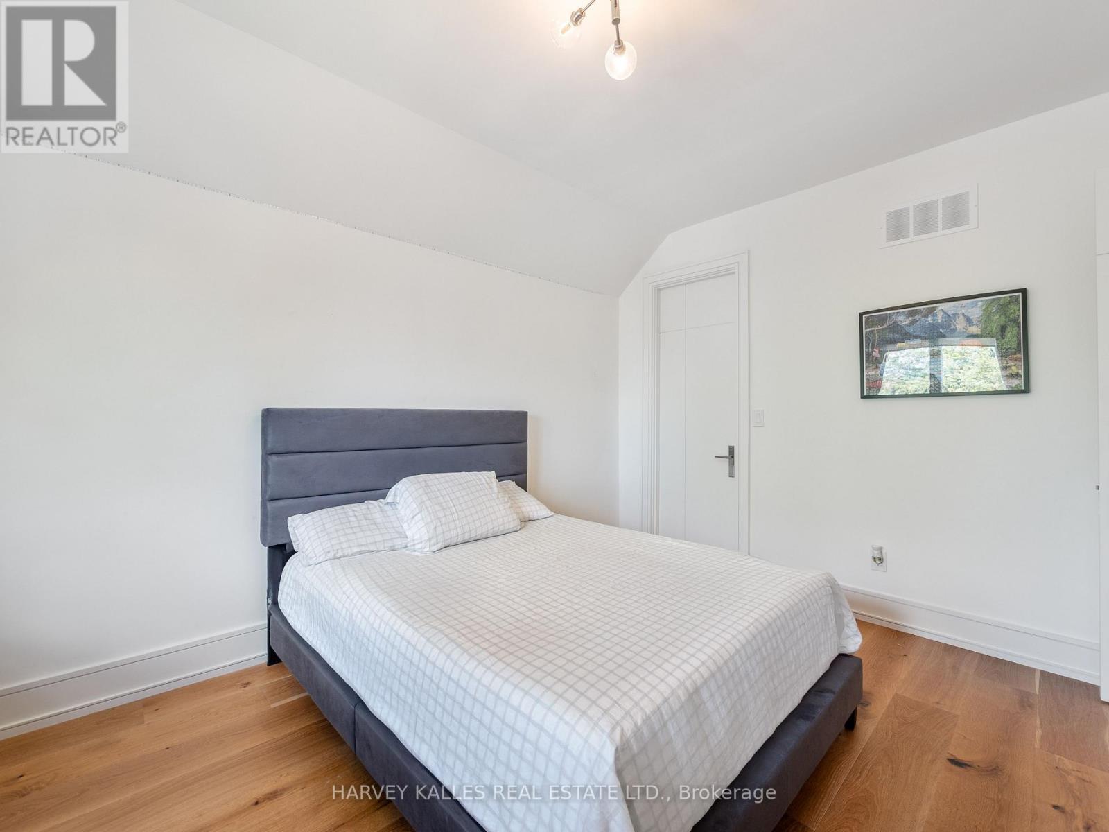 267 EMPRESS AVENUE - 32