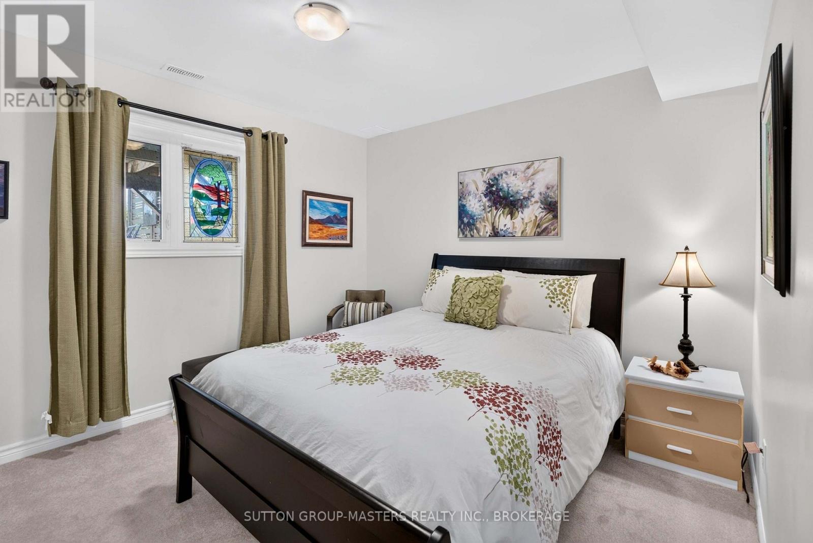 168 BRITANNIA CRESCENT - Image 23