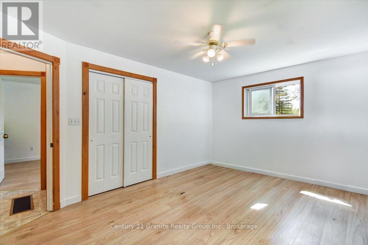 66 HASTINGS STREET S - Image 18