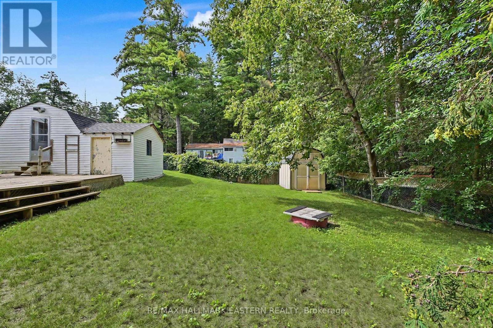 7034 BEECH STREET - Image 25
