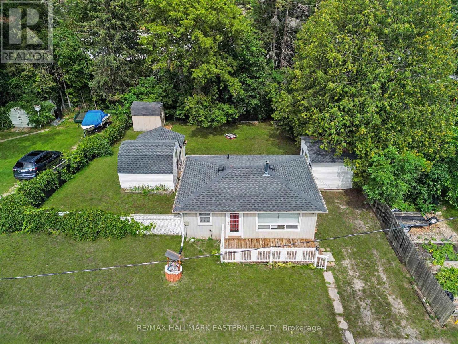 7034 BEECH STREET - 34