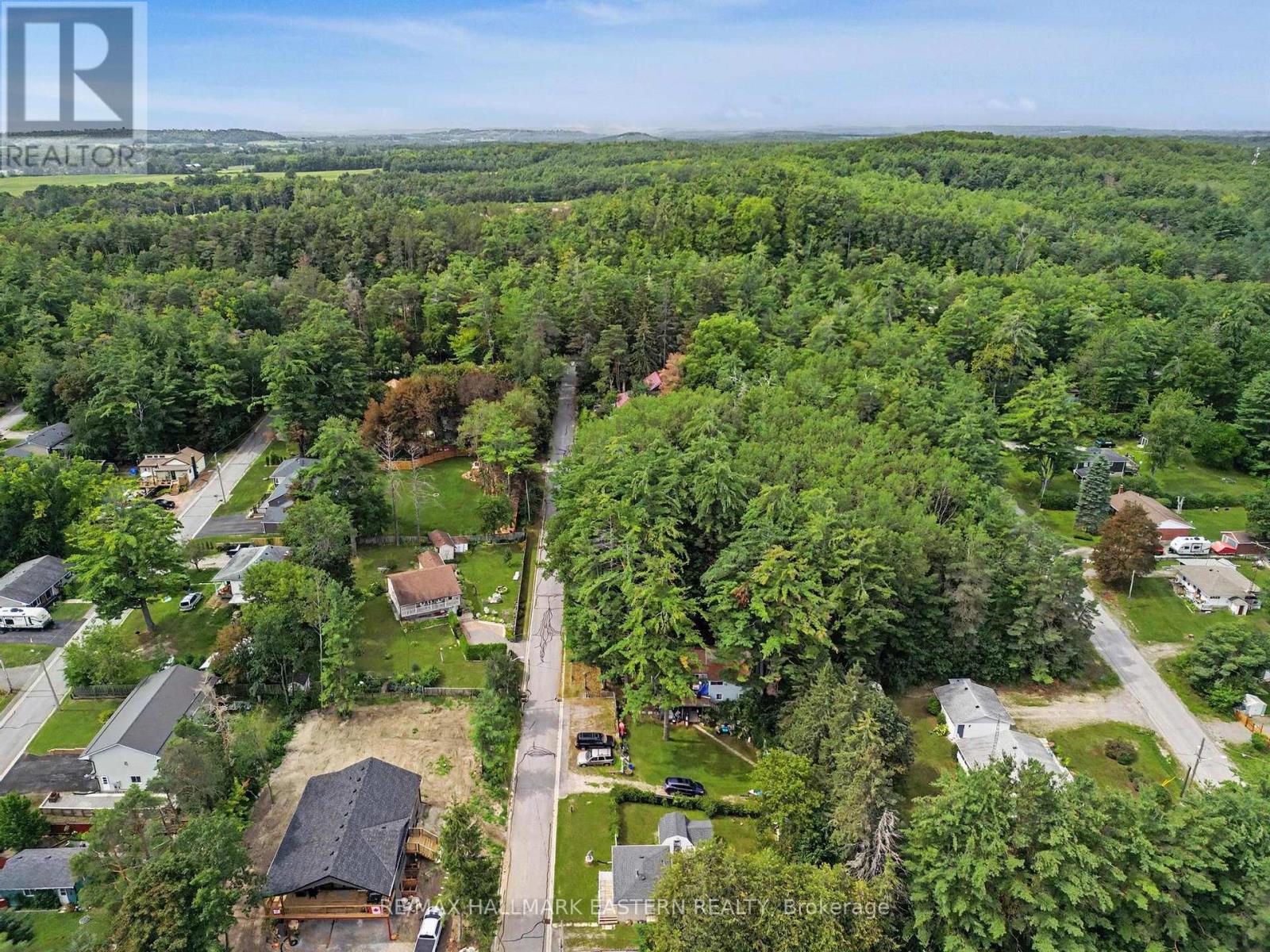 7034 BEECH STREET - Image 40