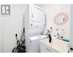 Rear - 961a Eglinton Avenue, Toronto, ON M6C2C4 Photo 10