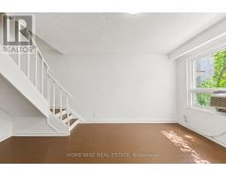 Rear - 961a Eglinton Avenue, Toronto, ON M6C2C4 Photo 17