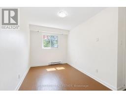 Rear - 961a Eglinton Avenue, Toronto, ON M6C2C4 Photo 23
