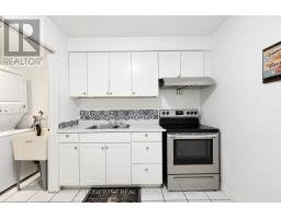 Rear - 961a Eglinton Avenue, Toronto, ON M6C2C4 Photo 6